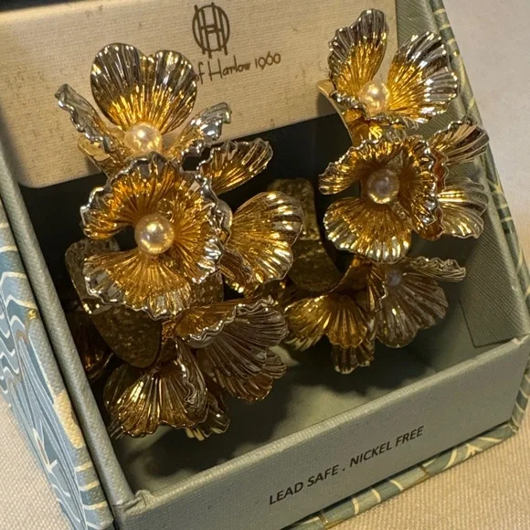 House of Harlow 1960 Gold Floral Earrings with Pearls - Picture 2 of 5